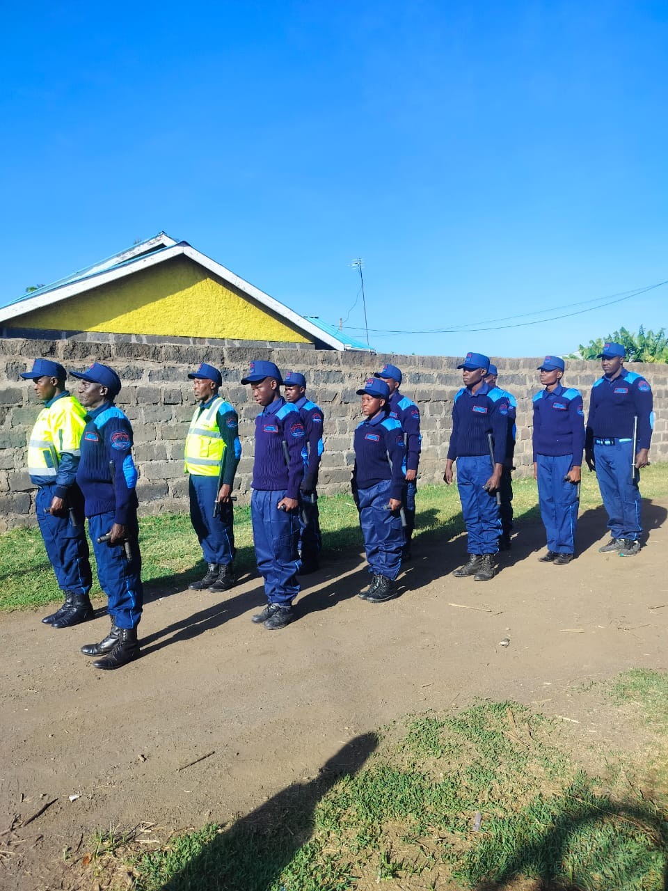 Argwings guards during drill